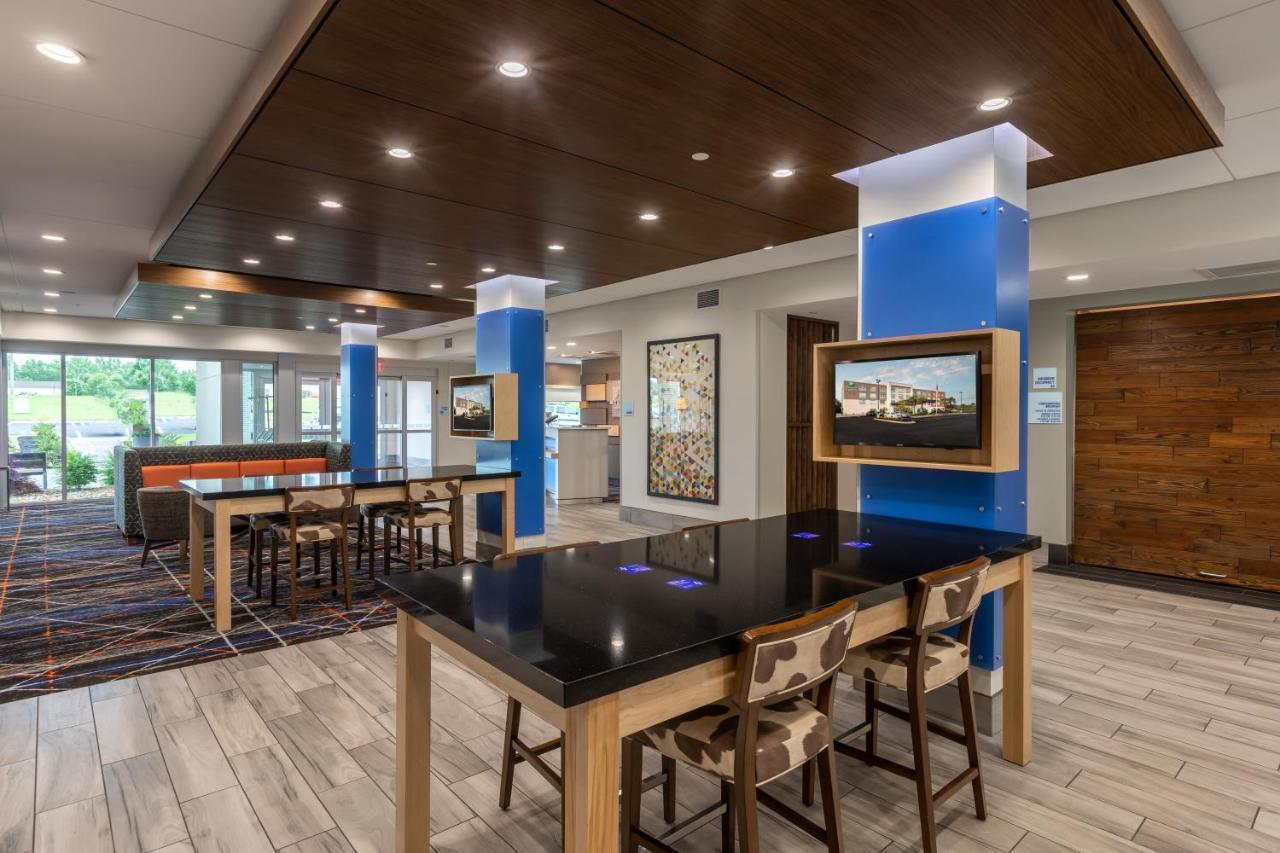 Holiday Inn Express & Suites Greenville S - Piedmont By Ihg Екстер'єр фото