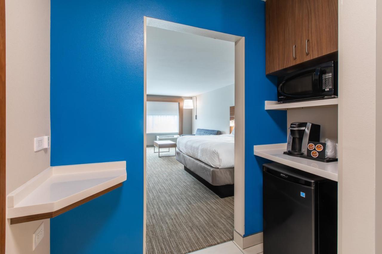 Holiday Inn Express & Suites Greenville S - Piedmont By Ihg Екстер'єр фото