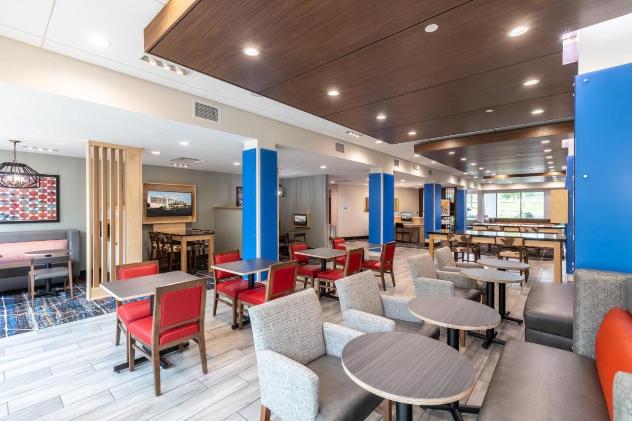 Holiday Inn Express & Suites Greenville S - Piedmont By Ihg Екстер'єр фото